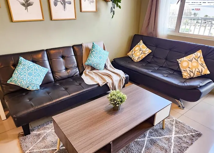 Lush 2br 98sqm Moa 200mbps Netflix Xbox Printer