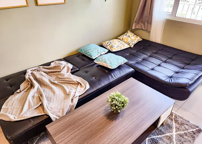 Lush 2br 98sqm Moa 200mbps Netflix Xbox Printer * Manilla