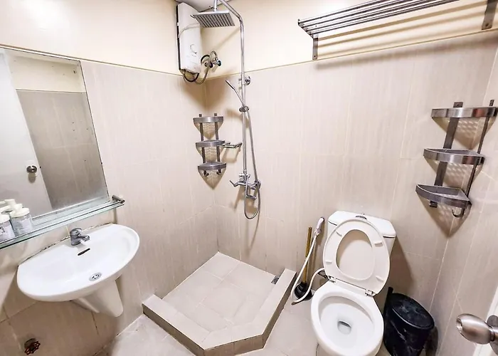 Lush 2br 98sqm Moa 200mbps Netflix Xbox Printer Appartement Manilla